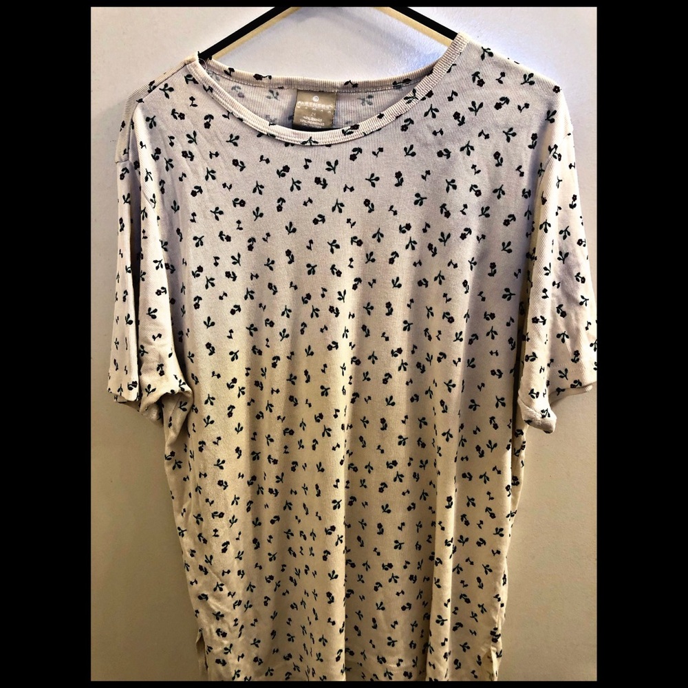 Floral tee shirt